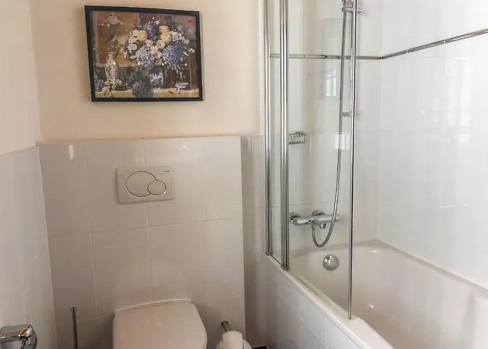 Snowflake By Interhome Γκρίντελβαλντ