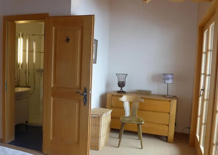 Snowflake By Interhome * Γκρίντελβαλντ