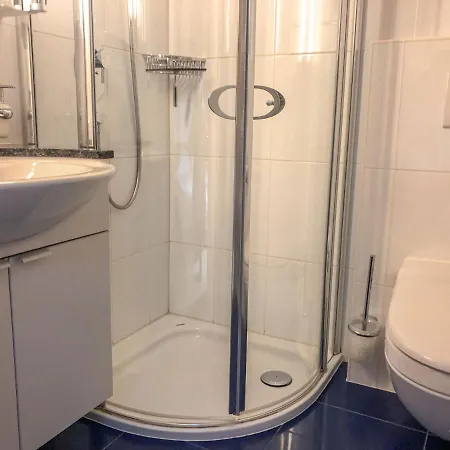 Snowflake By Interhome شقة جريندلوالد